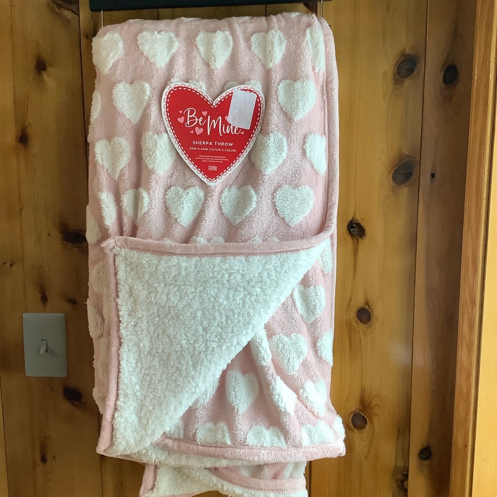 Be Mine Pink Heart Sherpa Throw Blanket